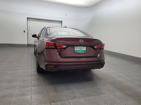 Used 2023 Nissan Altima 2.5 SV image 6