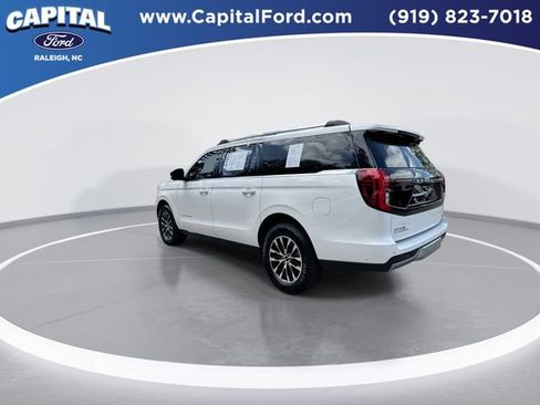 New 2025 Ford Expedition Max Platinum image 6