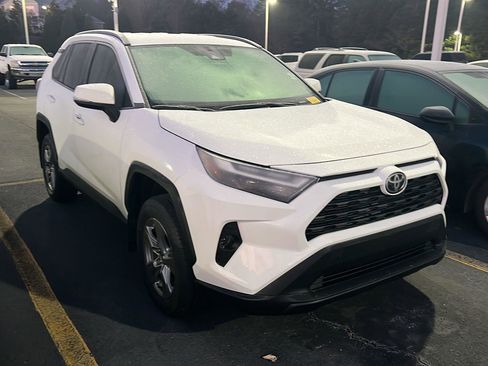Certified 2025 Toyota RAV4 XLE image 6