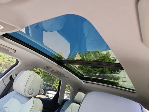 Used 2023 Audi Q5 2.0T Premium Plus w/ Premium Plus Package image 16