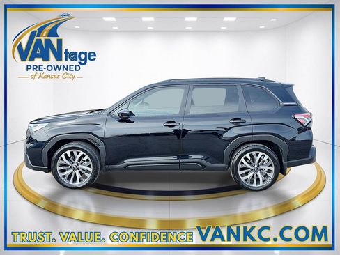 Used 2025 Subaru Forester Touring w/ Popular Package - Touring image 10