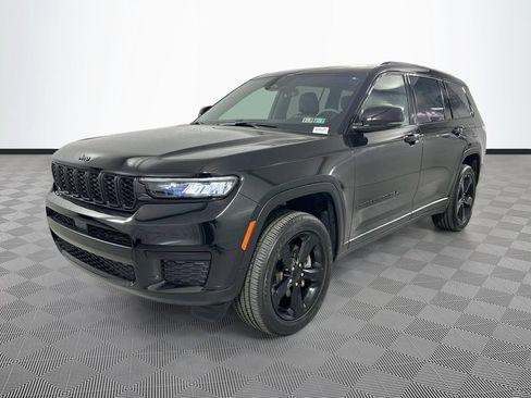 Certified 2025 Jeep Grand Cherokee L Altitude AWD/4WD image 3