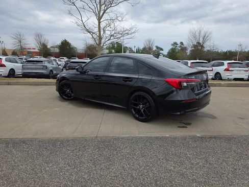 Used 2024 Honda Civic Sport image 4