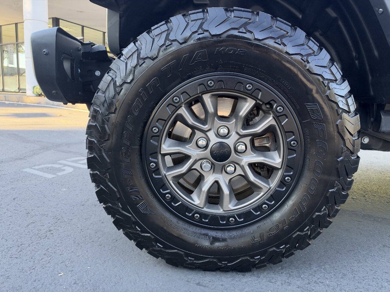 Used 2023 Jeep Wrangler Unlimited Rubicon 392 w/ Trailer Tow Package AWD/4WD image 24
