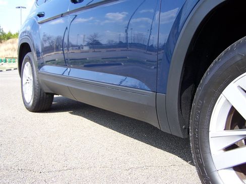 Used 2021 Volkswagen Atlas S image 29