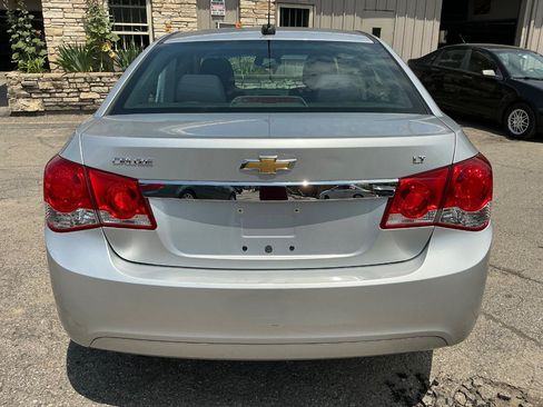 Used 2015 Chevrolet Cruze LT FWD image 4