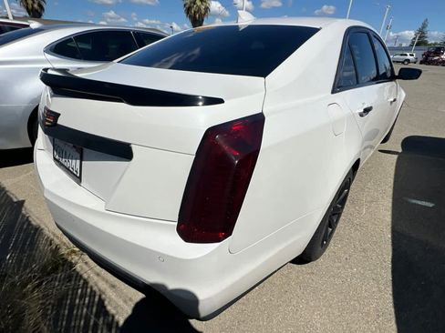 Used 2018 Cadillac CTS Luxury image 4