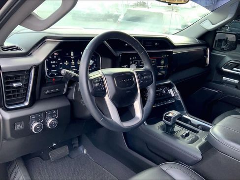 Used 2024 GMC Sierra 1500 Denali w/ Denali Reserve Package image 18