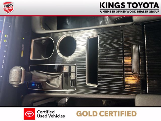 Certified 2025 Toyota Sienna XLE Woodland Edition AWD/4WD image 17