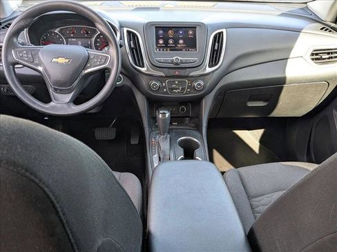 Used 2021 Chevrolet Equinox LT image 15