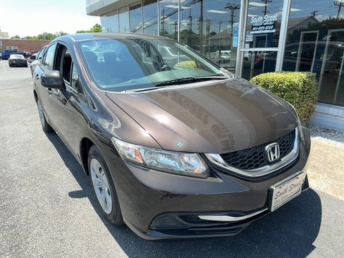 Used 2013 Honda Civic LX image 2