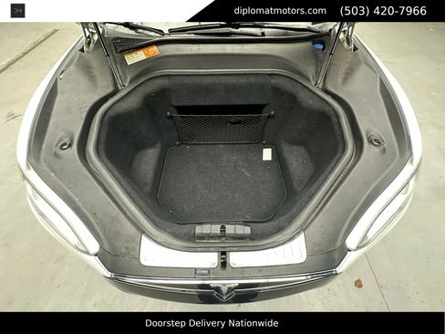 Used 2013 Tesla Model S Performance image 40