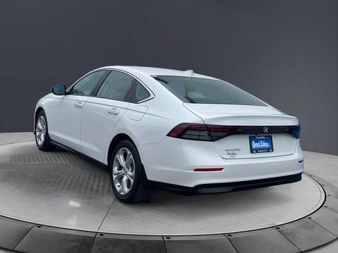 Used 2023 Honda Accord LX image 3