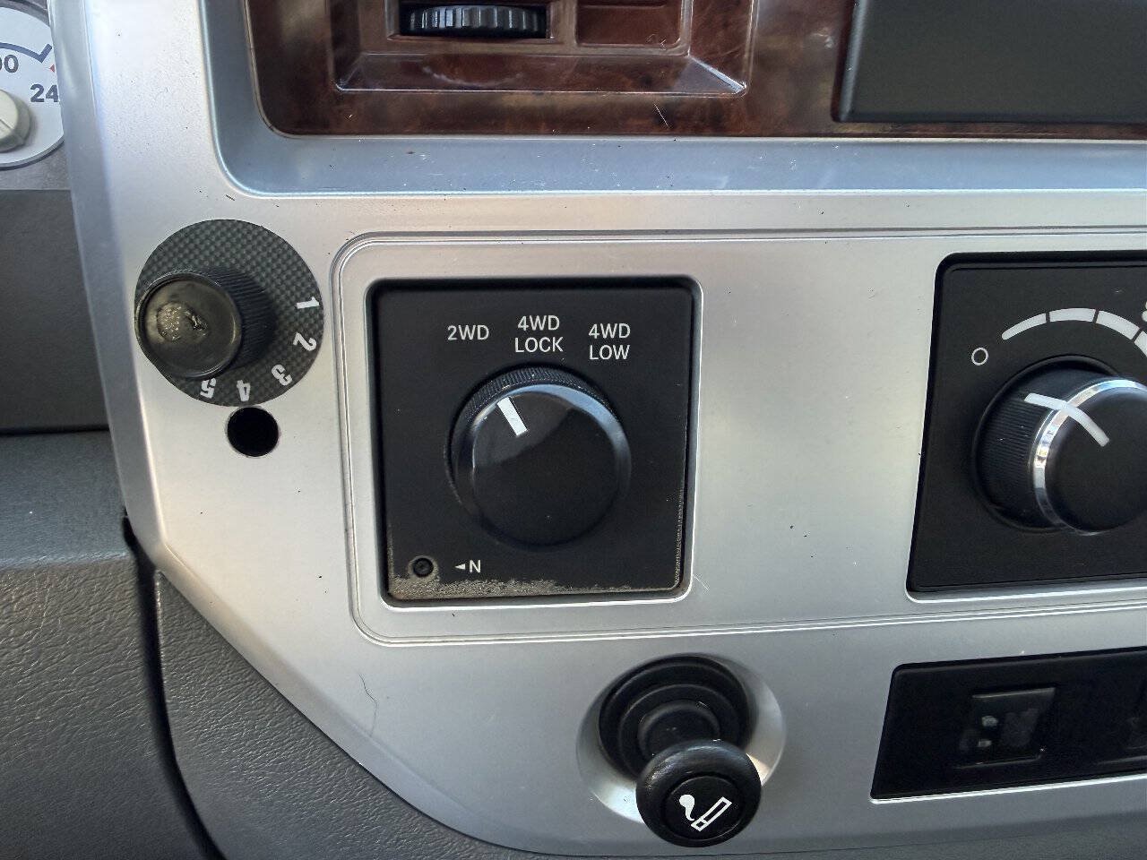 Used 2008 Dodge Ram 3500 Truck Laramie w/ Protection Group AWD/4WD image 28