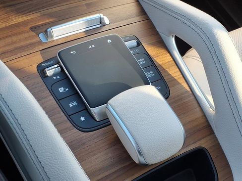 Used 2024 Mercedes-Benz GLE 350 Base 4MATIC image 22