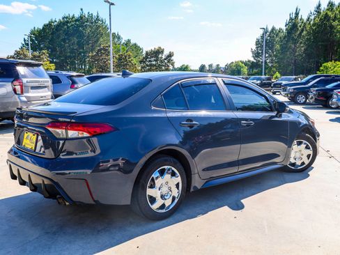 Used 2024 Toyota Corolla XSE FWD image 6