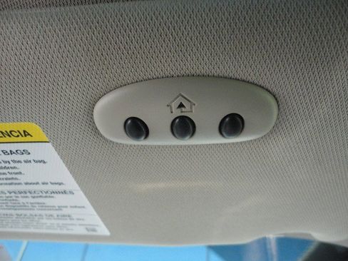 Used 2014 Lincoln MKX AWD w/ Equipment Group 102A image 9