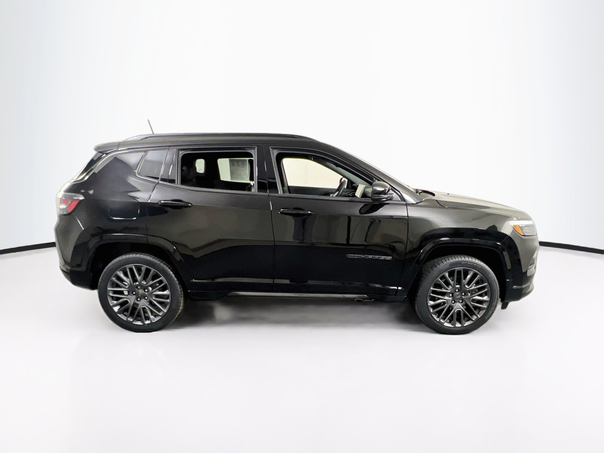 Used 2023 Jeep Compass High Altitude AWD/4WD image 4