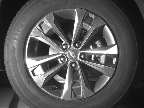 Used 2025 Chevrolet Equinox LT FWD image 13