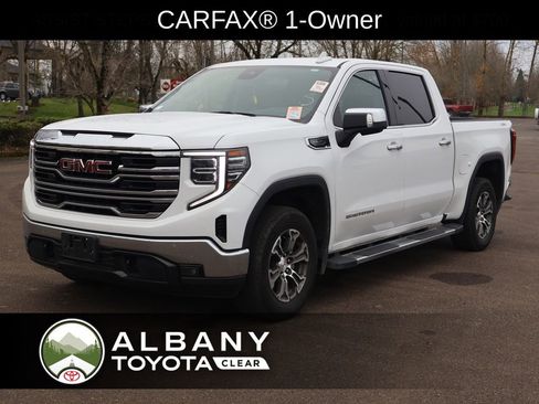 Used 2024 GMC Sierra 1500 SLT image 1