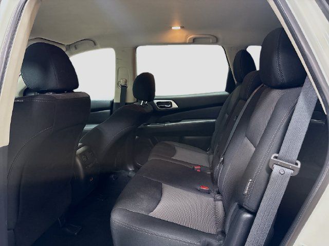 Used 2020 Nissan Pathfinder S AWD/4WD image 20