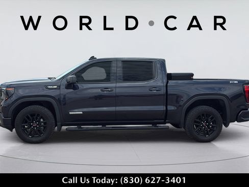 Used 2022 GMC Sierra 1500 Elevation w/ X31 Off-Road Package AWD/4WD image 12