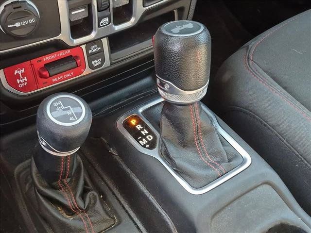 Used 2021 Jeep Wrangler Unlimited Rubicon AWD/4WD image 10