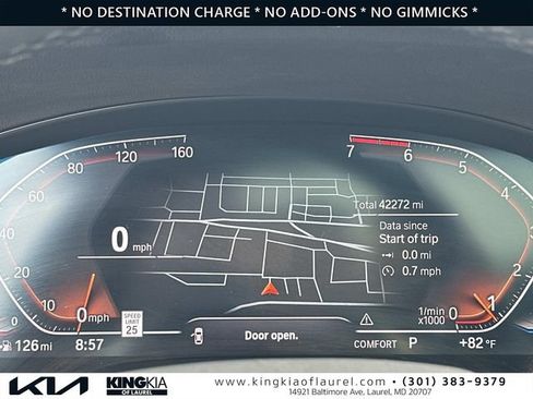 Used 2024 BMW X4 xDrive30i w/ Parking Assistance Package AWD/4WD image 13