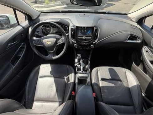 Used 2016 Chevrolet Cruze Premier FWD image 16