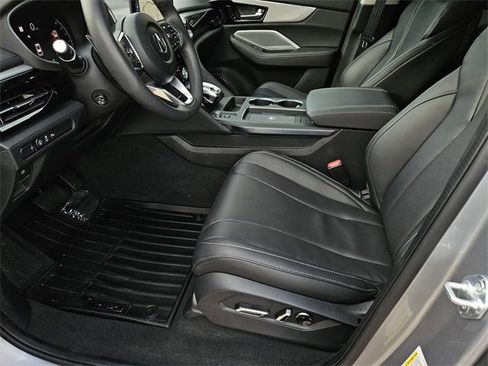 Used 2025 Acura MDX Technology Package image 18