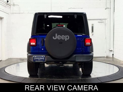 Used 2019 Jeep Wrangler Unlimited Sport S image 7