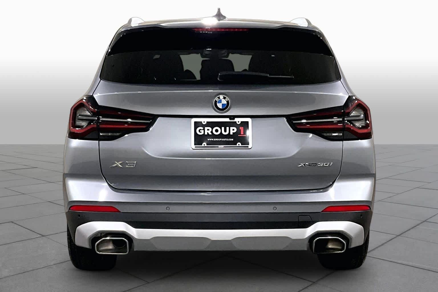 Used 2023 BMW X3 xDrive30i w/ Premium Package AWD/4WD image 4