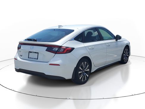 Certified 2024 Honda Civic EX-L image 6