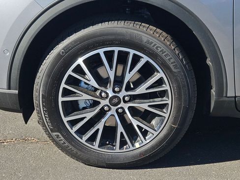 New 2024 Ford Escape SE w/ PHEV Premium Package image 7