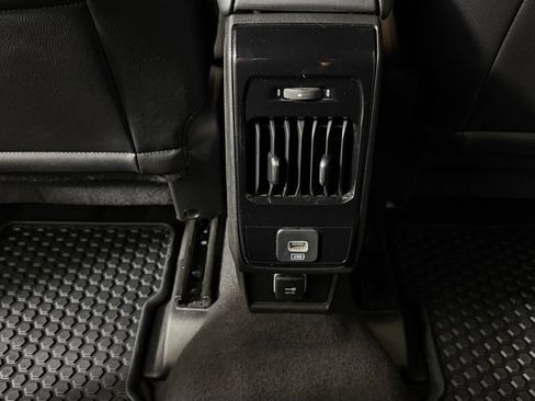 Used 2025 Jeep Compass Latitude AWD/4WD image 26