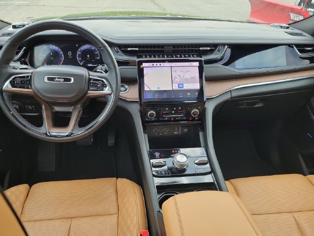 Certified 2023 Jeep Grand Cherokee Summit AWD/4WD image 24