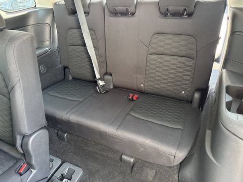 Certified 2025 Nissan Pathfinder SV AWD/4WD image 20