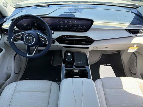 New 2026 Buick Enclave Avenir FWD image 2