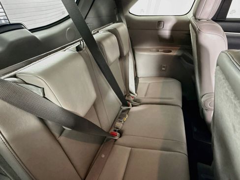 Used 2019 Toyota Highlander Limited Platinum AWD/4WD image 27