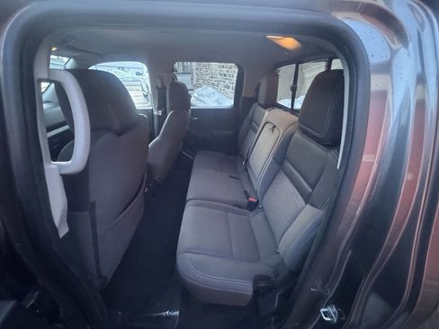 Used 2022 Nissan Frontier SV image 15