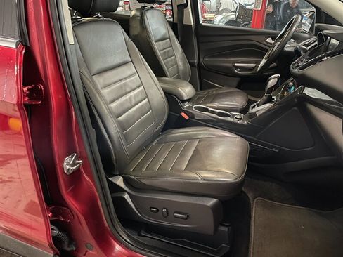 Used 2015 Ford Escape Titanium w/ Equipment Group 301A image 20