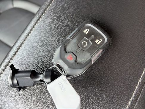 Used 2020 GMC Acadia SLT image 22