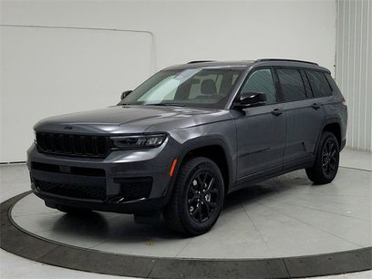 New 2025 Jeep Grand Cherokee L Altitude