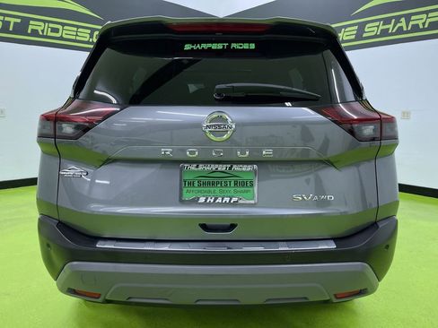 Used 2021 Nissan Rogue SV w/ Premium Package image 8