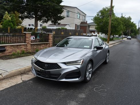 Used 2023 Acura TLX w/ Technology Package FWD image 2