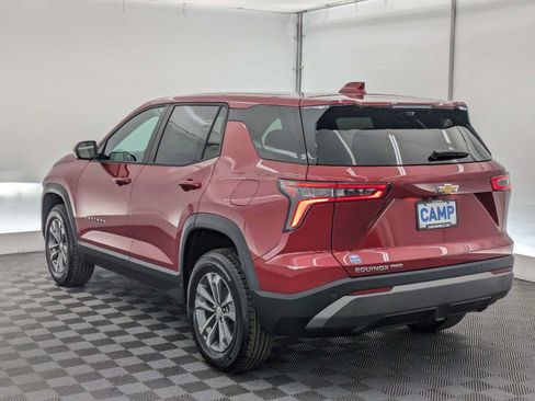 New 2026 Chevrolet Equinox LT w/ Convenience Package II AWD/4WD image 4