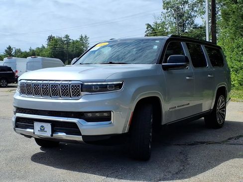 Used 2024 Jeep Grand Wagoneer L Series III AWD/4WD image 7