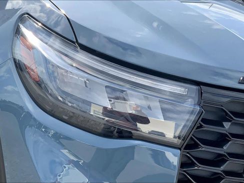 Used 2025 Ford Explorer ST w/ Sun And Sound Package image 28