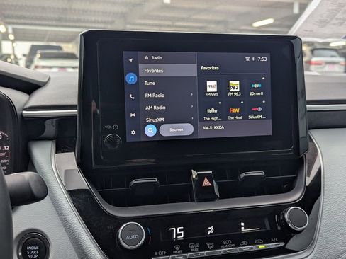 Used 2025 Toyota Corolla SE w/ Convenience Package FWD image 6