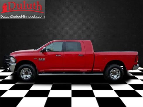 Used 2018 RAM 2500 SLT w/ Luxury Group image 2